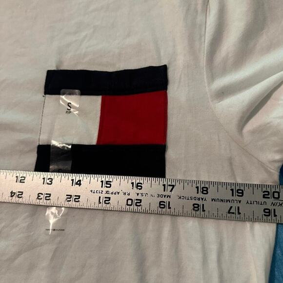 Tommy Hilfiger Flag Pocket T-Shirt - Picture 3 of 5